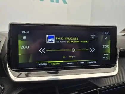 Photo 16 Peugeot 208  PureTech 130 S&S EAT8