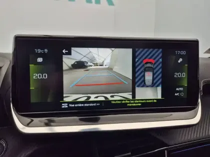 Photo 19 Peugeot 208  PureTech 130 S&S EAT8