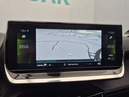 Photo 17 Peugeot 208  PureTech 130 S&S EAT8