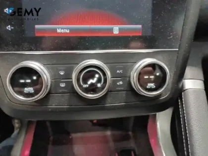 Photo 19 Renault Kadjar  Blue dCi 115