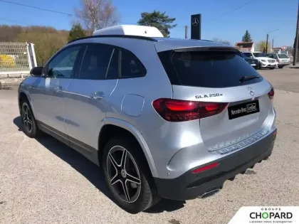 Photo 34 Mercedes GLA  250 e Hybrid EQ 8G-DCT