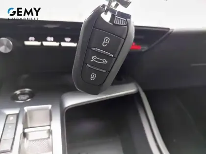 Photo 19 Peugeot 308  PureTech 130ch S&S EAT8