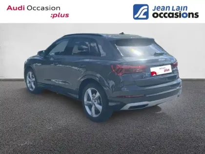 Photo 6 Audi Q3  45 TFSI 230 ch S tronic 7 Quattro