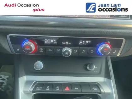 Photo 13 Audi Q3  45 TFSI 230 ch S tronic 7 Quattro