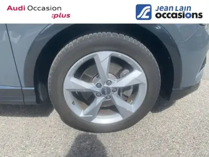 Photo 8 Audi Q3  45 TFSI 230 ch S tronic 7 Quattro