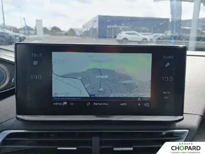 Photo 13 Peugeot 5008  Hybrid 136 e-DCS6