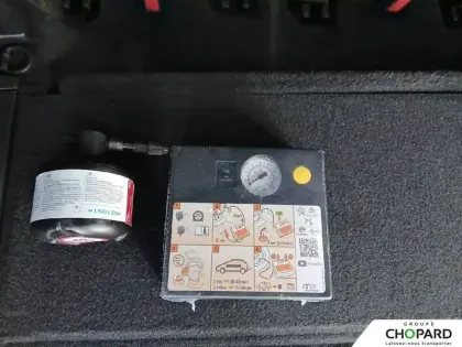 Photo 27 Peugeot 5008  Hybrid 136 e-DCS6