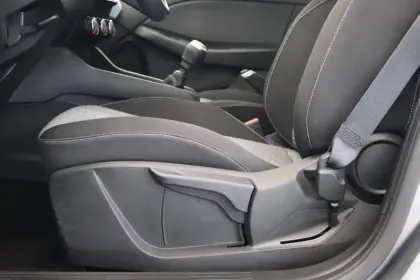 Photo 33 Renault Clio  TCe 100 GPL