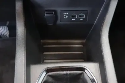 Photo 29 Renault Clio  TCe 100 GPL