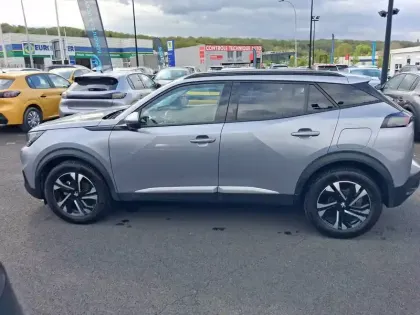 Photo 7 Peugeot 2008  PureTech 100 S&S BVM6