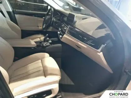 Photo 12 BMW Serie 5 530d xDrive 265 ch BVA8