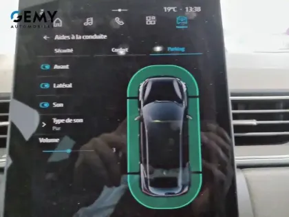 Photo 18 Renault Captur  E-Tech full hybrid 145 ch