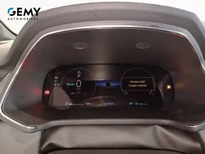 Photo 11 Renault Captur  E-Tech full hybrid 145 ch