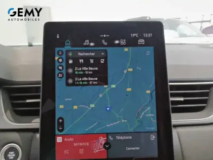 Photo 12 Renault Captur  E-Tech full hybrid 145 ch