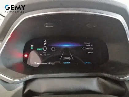 Photo 21 Renault Captur  E-Tech full hybrid 145 ch