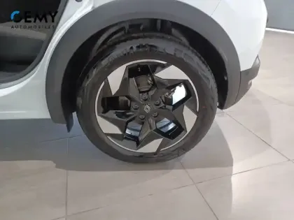 Photo 10 Renault Captur  E-Tech full hybrid 145 ch