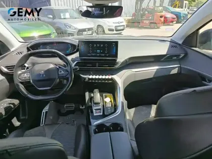 Photo 28 Peugeot 3008  Hybrid 225 e-EAT8