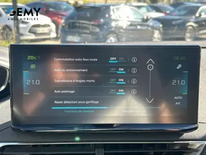 Photo 19 Peugeot 3008  Hybrid 225 e-EAT8