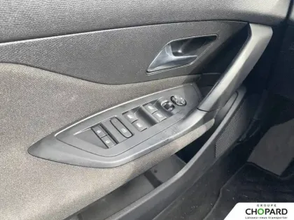 Photo 25 Peugeot 308  SW PureTech 130ch S&S BVM6