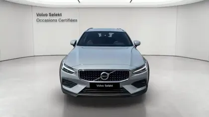 Photo 17 Volvo V60  B4 AWD 197 ch Geartronic 8