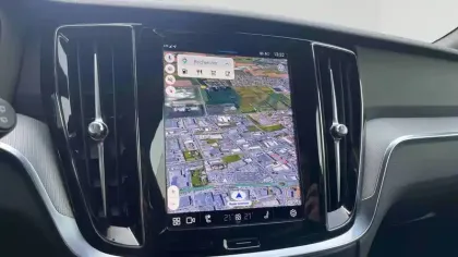 Photo 7 Volvo V60  B4 AWD 197 ch Geartronic 8