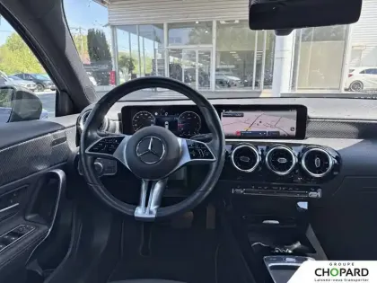 Photo 11 Mercedes Classe A  200 d 8G-DCT