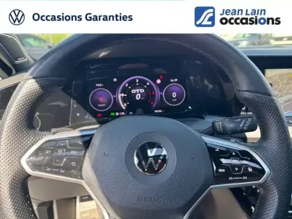 Photo 22 Volkswagen Golf  2.0 TDI SCR 200 DSG7