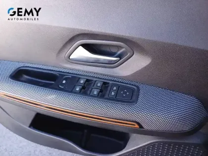 Photo 13 Dacia Sandero  TCe 90 - 22