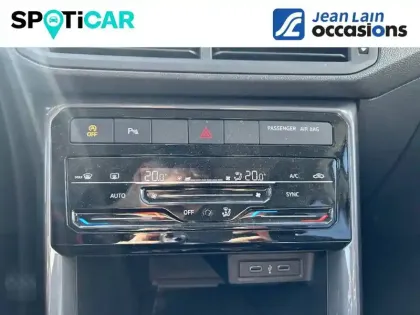 Photo 22 Volkswagen T-cross  1.0 TSI 110 Start/Stop DSG7