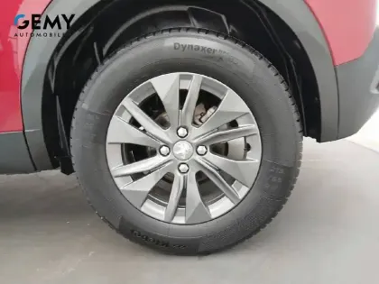 Photo 37 Peugeot 2008  PureTech 100 S&S BVM6