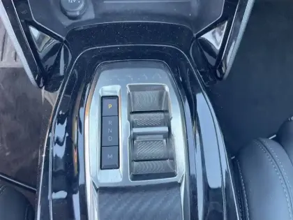 Photo 18 Peugeot 2008  PureTech 130 S&S EAT8