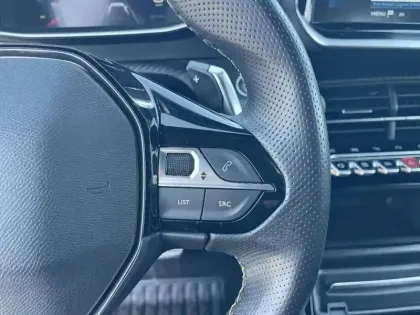 Photo 23 Peugeot 2008  PureTech 130 S&S EAT8