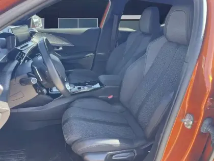 Photo 13 Peugeot 2008  PureTech 130 S&S EAT8