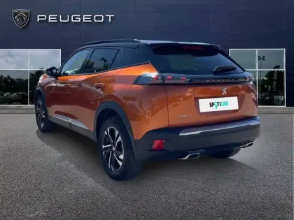 Photo 6 Peugeot 2008  PureTech 130 S&S EAT8