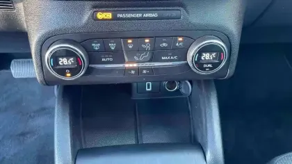 Photo 8 Ford Focus  1.0 EcoBoost 125 S&S