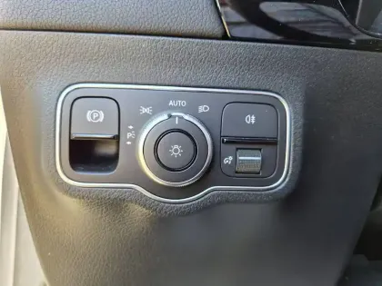 Photo 16 Mercedes Classe B  200 d 8G-DCT
