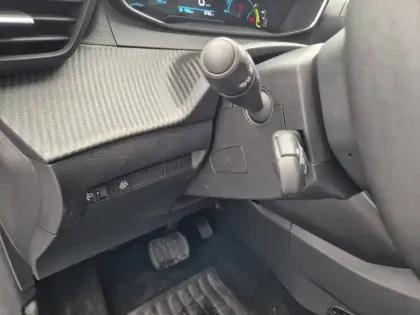 Photo 22 Peugeot 208  Electrique 50 kWh 136ch