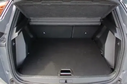 Photo 32 Peugeot 2008  Hybrid 145 e-DCS6