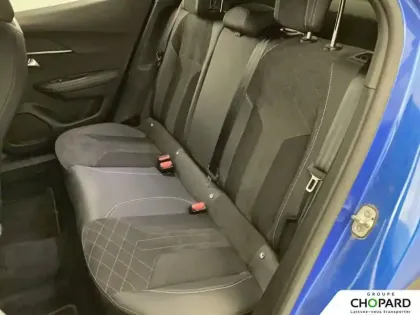 Photo 10 Peugeot 2008  PureTech 130 S&S EAT8