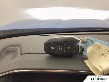 Photo 13 Peugeot 2008  PureTech 130 S&S EAT8