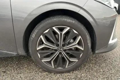 Photo 14 DS DS 4 N°4 BlueHDi 130 Automatique