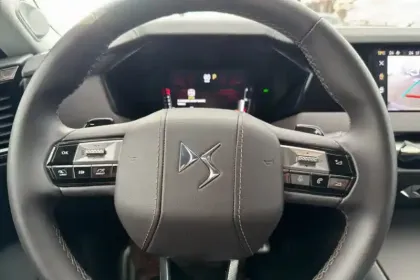 Photo 16 DS DS 4 N°4 BlueHDi 130 Automatique