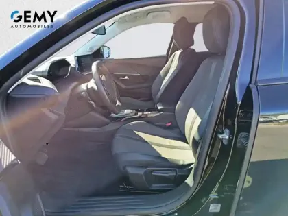 Photo 8 Peugeot 2008  Electrique 136 ch