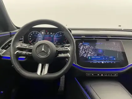 Photo 21 Mercedes Classe E  Break 220 d 9G-Tronic