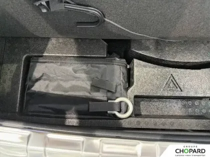 Photo 18 Peugeot 408  Hybrid 145 e-DCS6