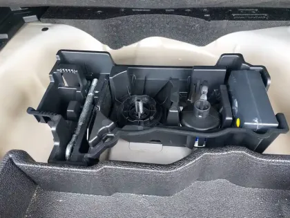 Photo 18 Peugeot 2008  Hybrid 136 e-DCS6