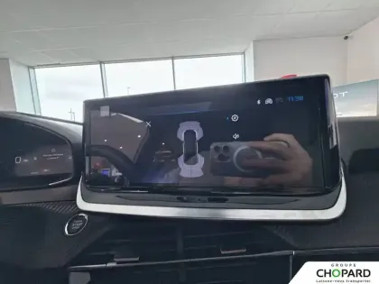 Photo 14 Peugeot 2008  Hybrid 145 e-DCS6