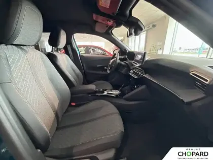 Photo 12 Peugeot 2008  Hybrid 145 e-DCS6