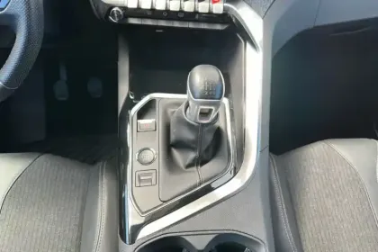 Photo 22 Peugeot 3008  BlueHDi 130ch S&S BVM6