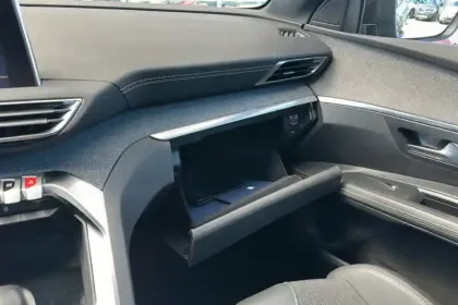 Photo 18 Peugeot 3008  BlueHDi 130ch S&S BVM6